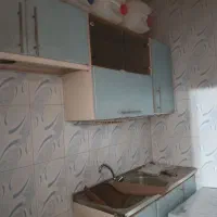 ظرفشور خانم برای رستوران