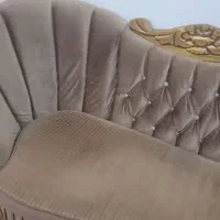 مبل سه نفر دو عدد چوبش محکم و سالم|مبلمان خانگی و میز عسلی|بابل, |دیوار