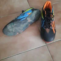 کفش فوتسال ( مناسب سالن)|کیف، کفش، کمربند|رشت, منظریه|دیوار