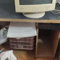 میز کامپیوتر تمیز