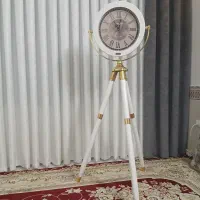 ساعت سه پایه