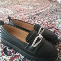 کفش سایز ۳۸