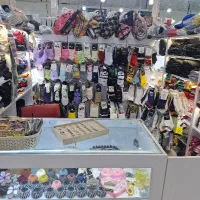 فروشنده غرفه جوراب