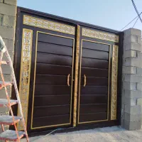 رنگ آمیزی ساختمان درب و پنجره