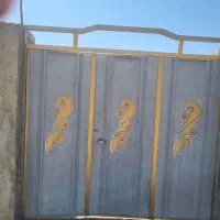 درب ماشین رو رنگ امیزی شده