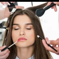 جذب مربی آرایشگری