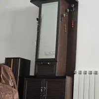 کمد و جاکفشی اینه ای