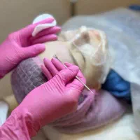 خدمات،آموزش با تخفیف ویژه ومدرک فنی و حرفه ای|خدمات آرایشگری و زیبایی|کرمان, |دیوار