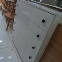 دراور لباس.اینه دلاور لباس|جاکفشی، کمد، دراور|نیشابور, مدرس|دیوار