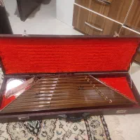 سنتور وصندوقچه گوشی تلفن