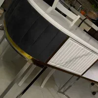 میزناخن همراه با صندلی