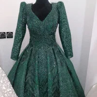 تعدادی لباس عروس فروشی