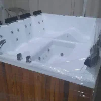 تولیدکننده جکوزی۸نفره فضای باز آذین اسپا اکرولیک