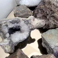 سنگ راف|جواهرات|ری, شهید بهشتی|دیوار