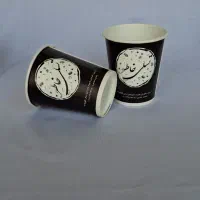 لیوان یک بار مصرف