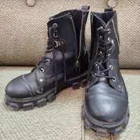 کفش ورزشی و چکمه|کیف، کفش، کمربند|تربتحیدریه, فتح المبین|دیوار