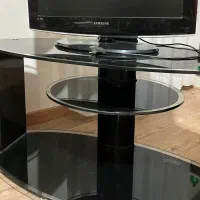 میز تلویزیون شیشه ای