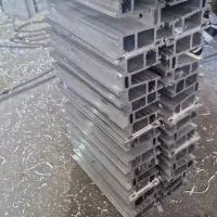 مونتاژ بروزترین درب و پنجره های الومینیومی|خدمات پیشه و مهارت|تهران, باغ خزانه|دیوار