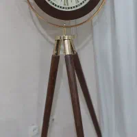 ساعت ایستاده
