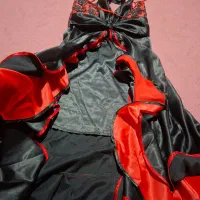 لباس مجلسی و بارانی|لباس|باسمنج, |دیوار