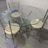 میز ناهار خوری شیشه ای