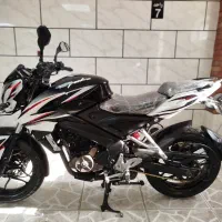 موتور ns200 درحدصفر