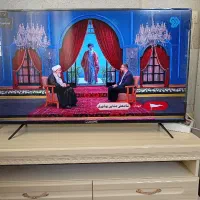 تلویزیون در حد نو۵۰اینج فول