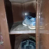 جاکفشی فلزی ورق ضخیم گالوانیزه و تعدادی وسایل|جاکفشی، کمد، دراور|کرج, کوی کارمندان جنوبی|دیوار