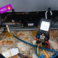 تعمیر تخصصی یخچال فریزر در محل با ابزار دیجیتال