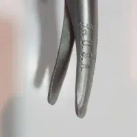 انبر قفلی امریکائی|ابزارآلات|تهران, فلسطین (میدان انقلاب)|دیوار