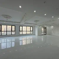 ۱۶۰متر*بازسازی جزئی*حیاط اختصاصی*فروشنده واقعی