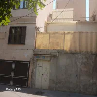 ملک دربستی دو طبقه قابل سکونت|فروش زمین و ملک کلنگی|تهران, وحیدیه|دیوار