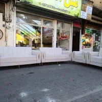 فضای شیک خانه با مبل راحتی با پارچه ی ضدلک و ضخیم|مبلمان خانگی و میز عسلی|تبریز, |دیوار