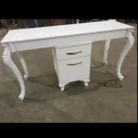 میزناخن دونفره|آرایشگاه و سالن‌های زیبایی|مشهد, نیزه|دیوار