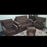 مبل ۷ نفره و میز عسلی