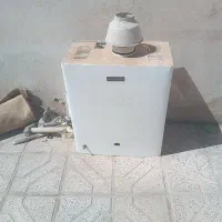یک آبگرم کن