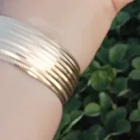 تقریبا 18گرم طلای شکسته