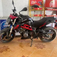 بنلی ۳۰۰دو سیلندر