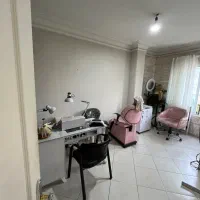 جذب ۲ ناخنکار در سالن زیبایی ضیابری|اجارهٔ دفتر کار، اتاق اداری، مطب|رشت, لاکانی|دیوار