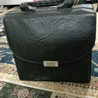 کیف چرمی با قفل رمزی