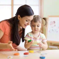 نگهداری سالمند ، بیمار در منزل و بیمارستان