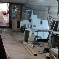 نیروی در کارگاه کابینت سازی و کمددیواری