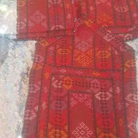 زیاستین همراه لباس پولکی