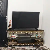 میزتلویزیون وبوفه و آیینه شمعدان برنجی