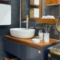 برشکار نجار اپراتور لیزر کارگر ساده