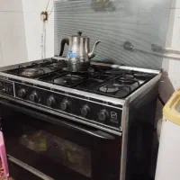 تمام لوازم خانه بعلت مهاجرت بفروش میرسد