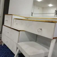 میز و آینه آرایشی پارچه ترک