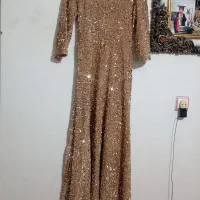 پیراهن مجلسی|لباس|فیروزآباد (لرستان), |دیوار