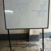 تخت فیشیال همراه با دو صندلی کنار تخت و تخته|آرایشگاه و سالنهای زیبایی|ری, دولتآباد|دیوار