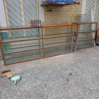 ویترین و قفسه